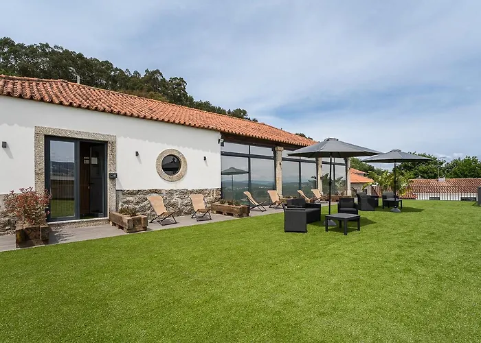 Guestready - Casas De Fralaes Landhuis *